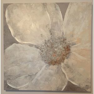 Beautiful Floral Canvas With Beautiful Detail  27.5 x 27.5 FREE SHIPPING